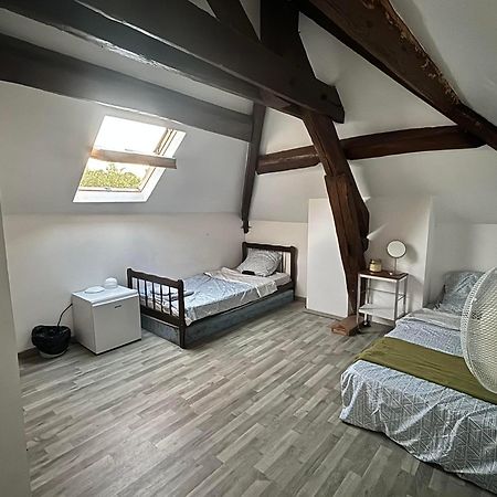 Endroit Charmant Coulommiers Bagian luar foto